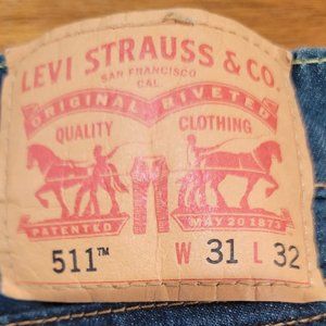 Blue Levi 511s - 31x32 Slim Fit Jeans in excellent condition